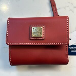 Dooney & Bourke small wallet